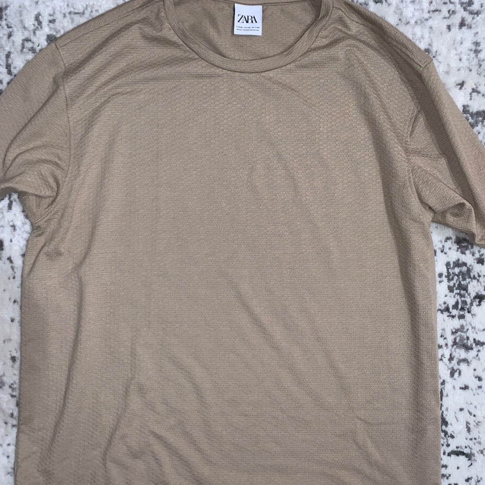 Zara Men’s Tan Shirt
